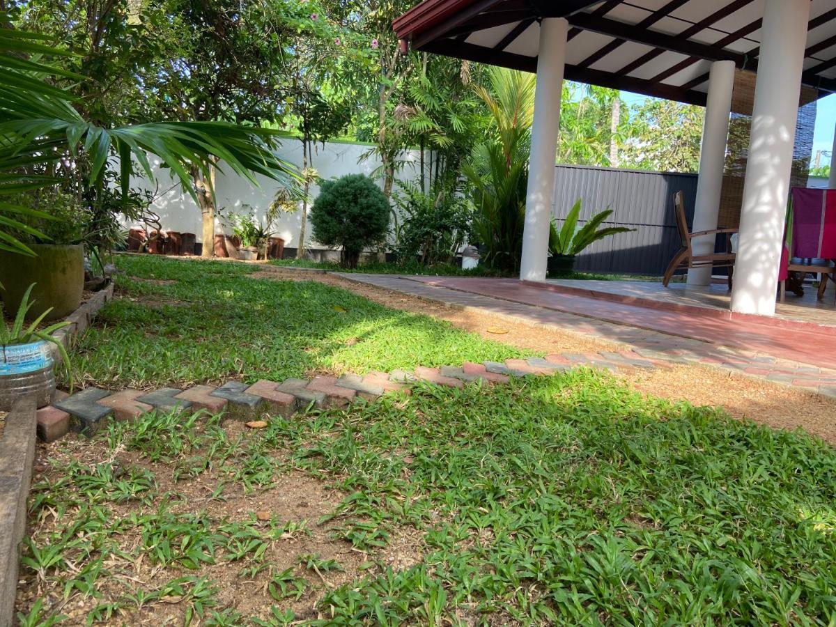 Mirissa Gold Rush Villa Exterior foto